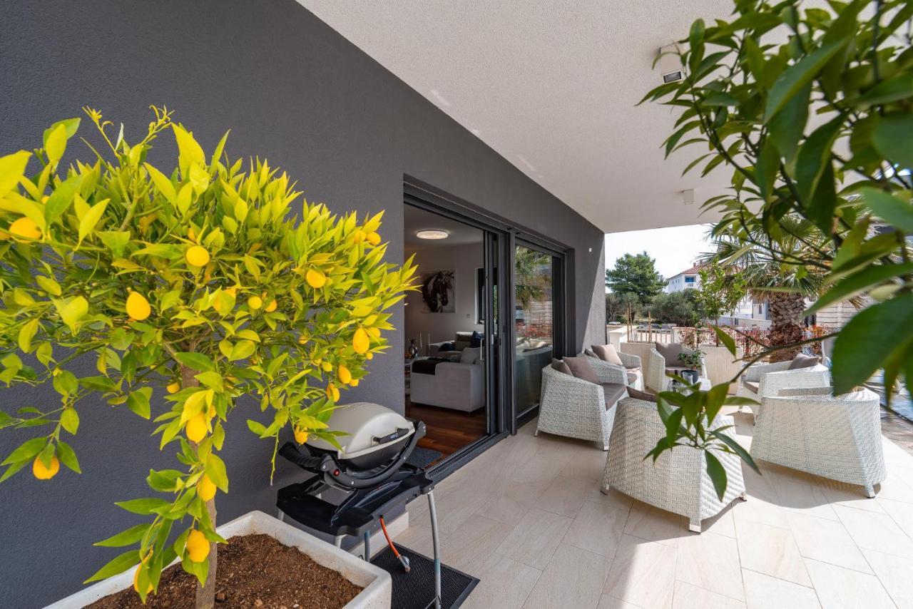 Apartman Darija Sukošan Exterior foto